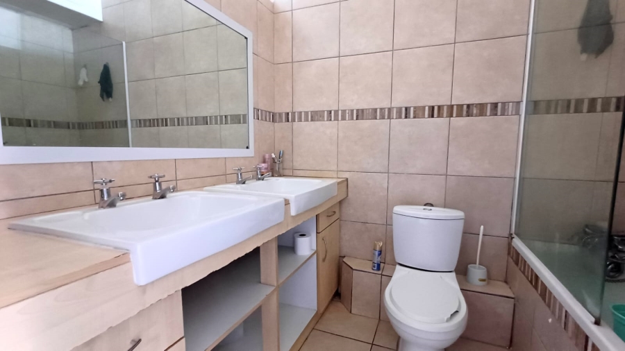 2 Bedroom Property for Sale in Townsend Estate Western Cape